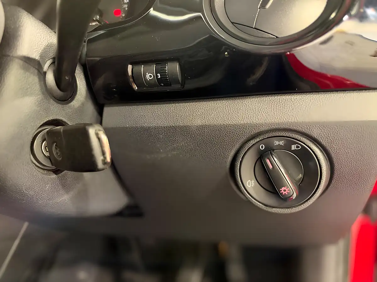 Used 2015 Volkswagen Up! Move Up! Red - Interior and Exterior details 12