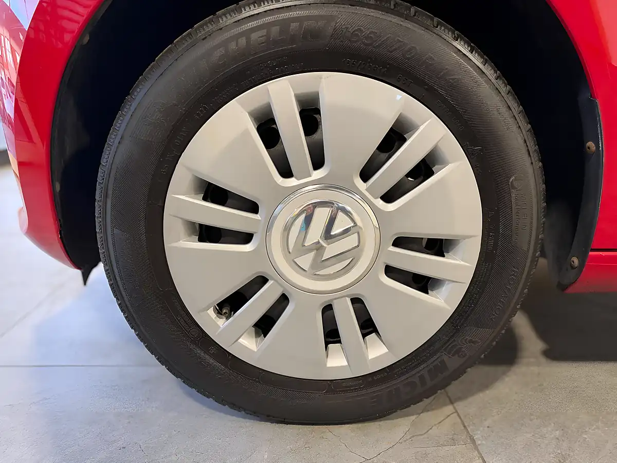 Used 2015 Volkswagen Up! Move Up! Red - Interior and Exterior details 15
