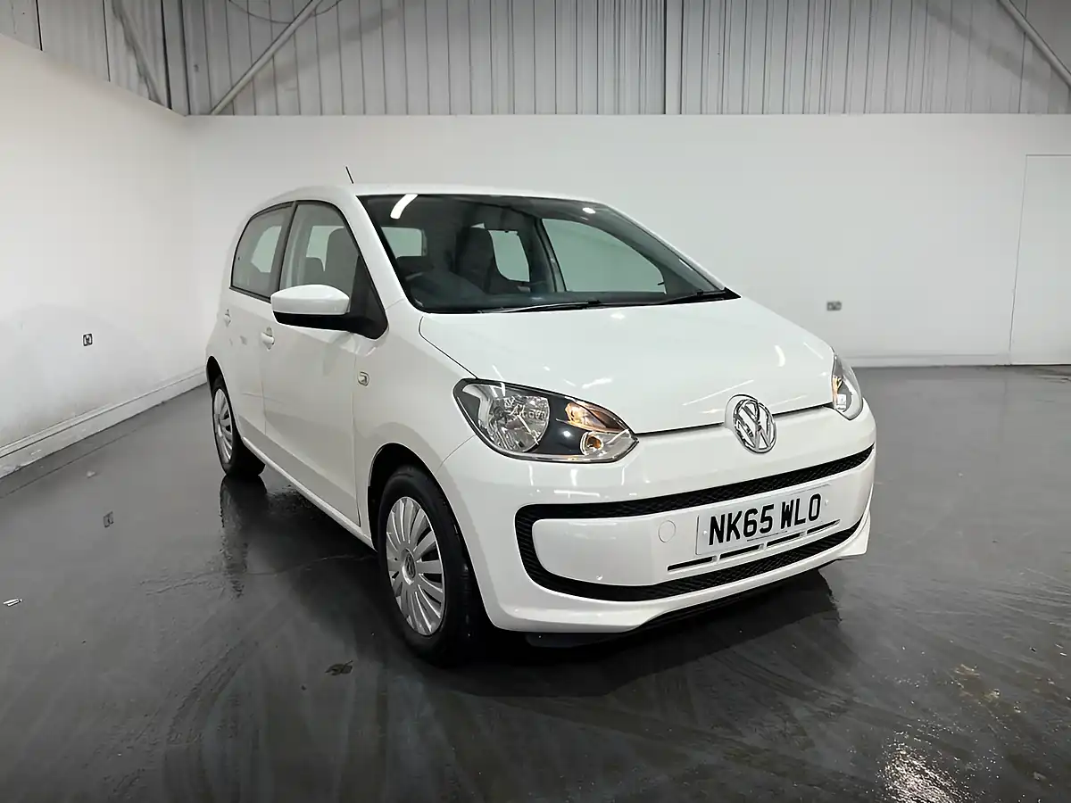 Used 2015 Volkswagen Up! Move Up! White - Front View