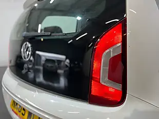Used 2015 Volkswagen Up! Move Up! White - Interior and Exterior details 12