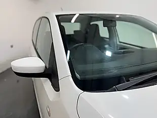 Used 2015 Volkswagen Up! Move Up! White - Interior and Exterior details 6
