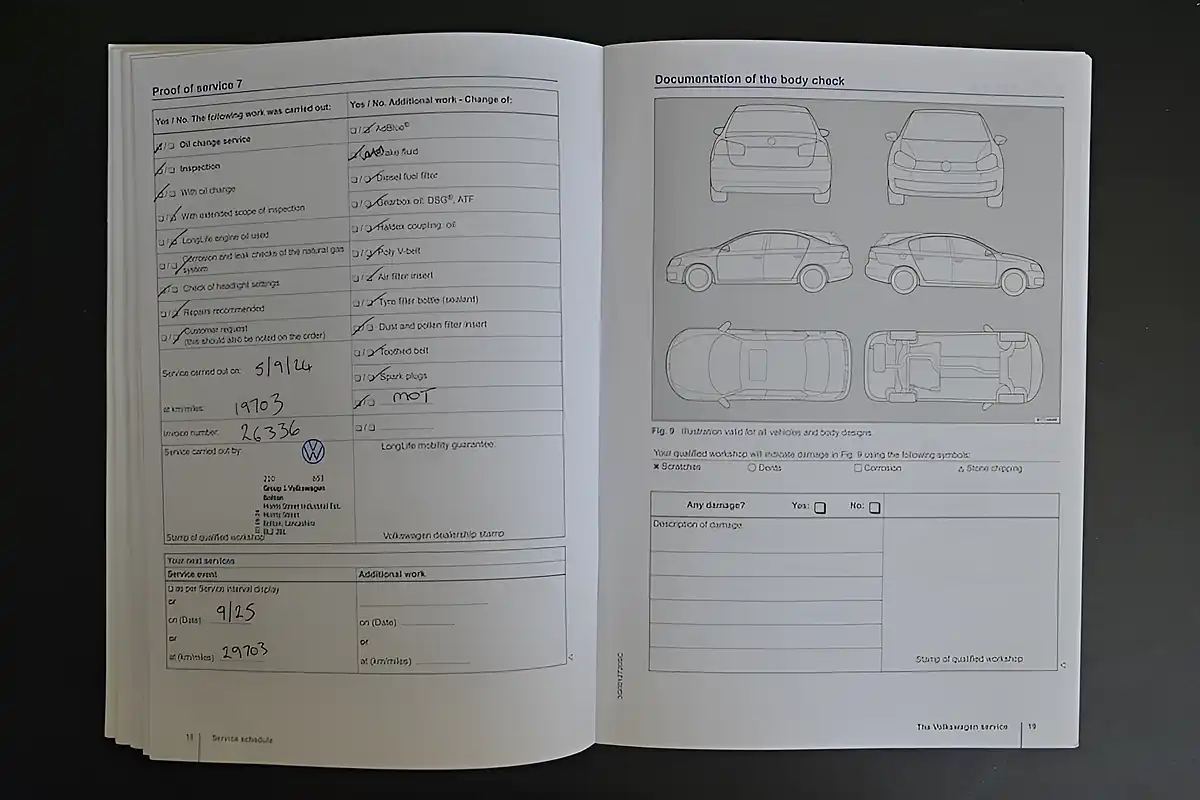 Used 2015 Volkswagen Up Rock Up Deep Black Pearl - Interior and Exterior details 19