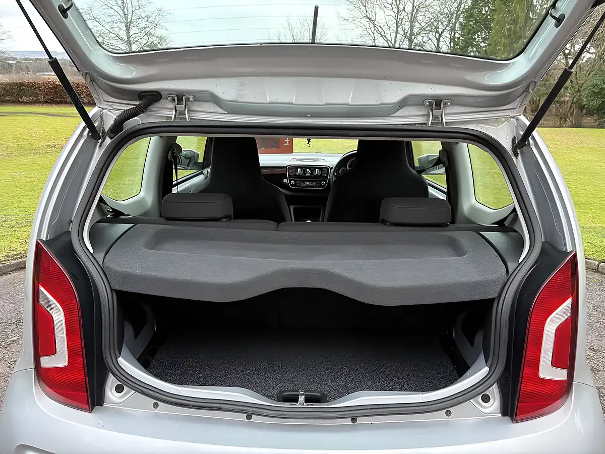 Used 2015 Volkswagen Up Silver - Interior and Exterior details 17