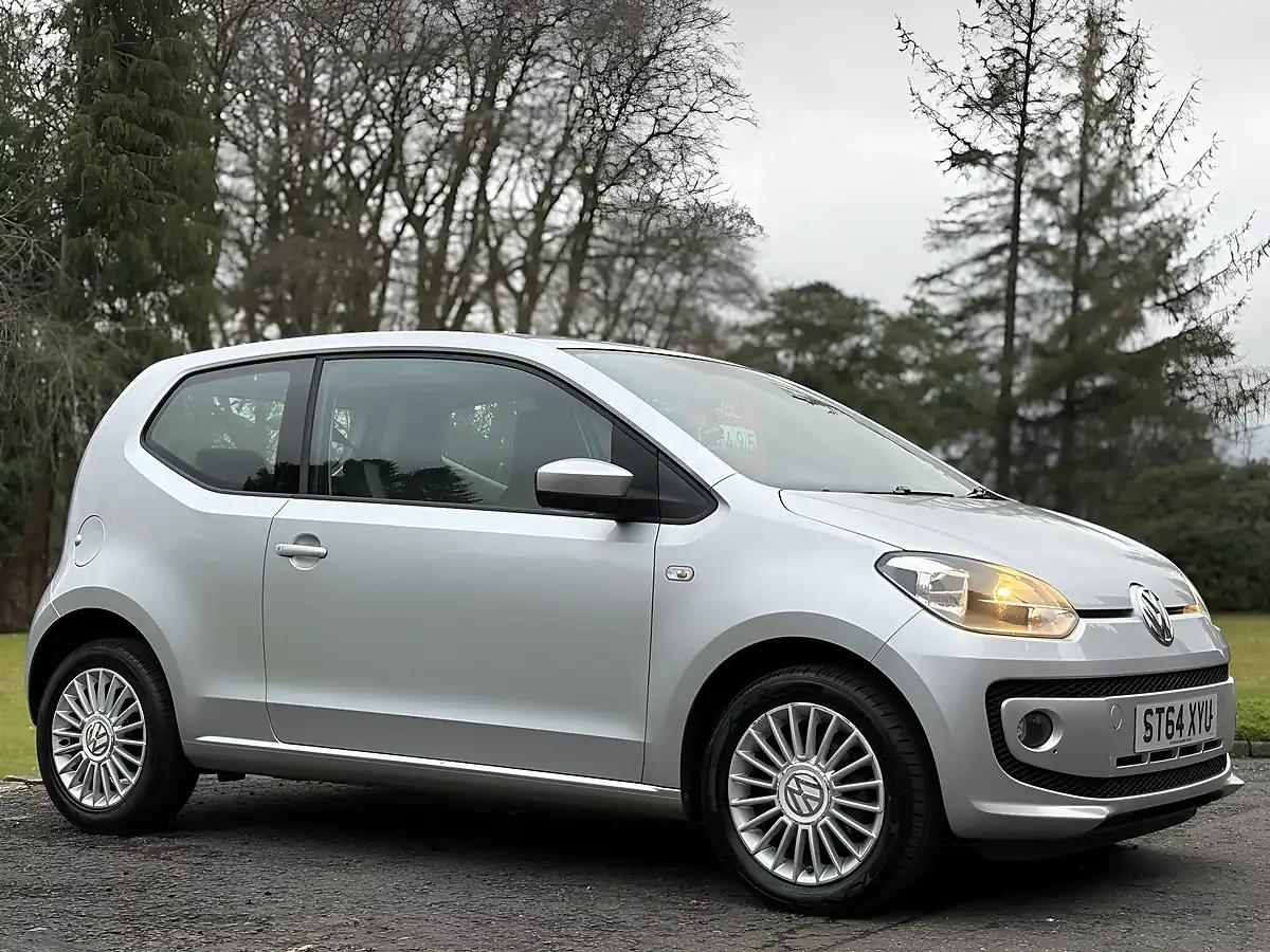 Used 2015 Volkswagen Up Silver - Interior and Exterior details 3