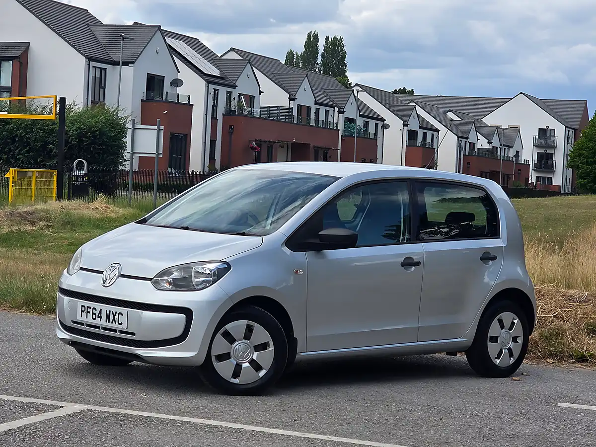 Used 2015 Volkswagen Up! Take Up! Silver - Interior and Exterior details 3