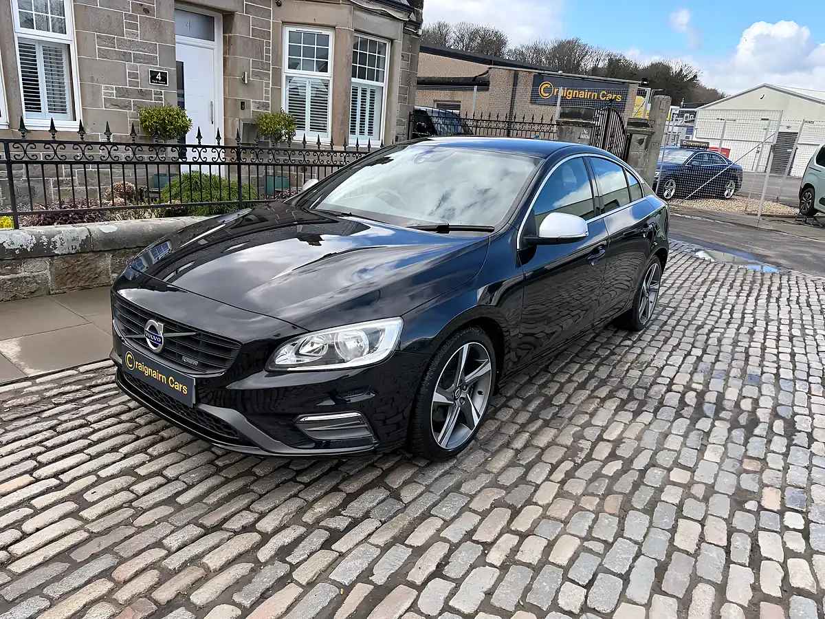 Used 2015 Volvo S60 R-Design Black - Interior and Exterior details 3