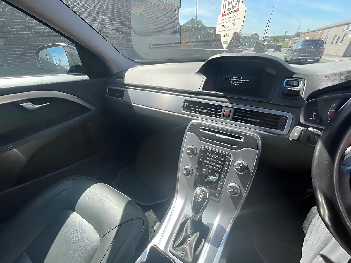 Used 2015 Volvo S80 Se Lux Grey - Interior and Exterior details 15