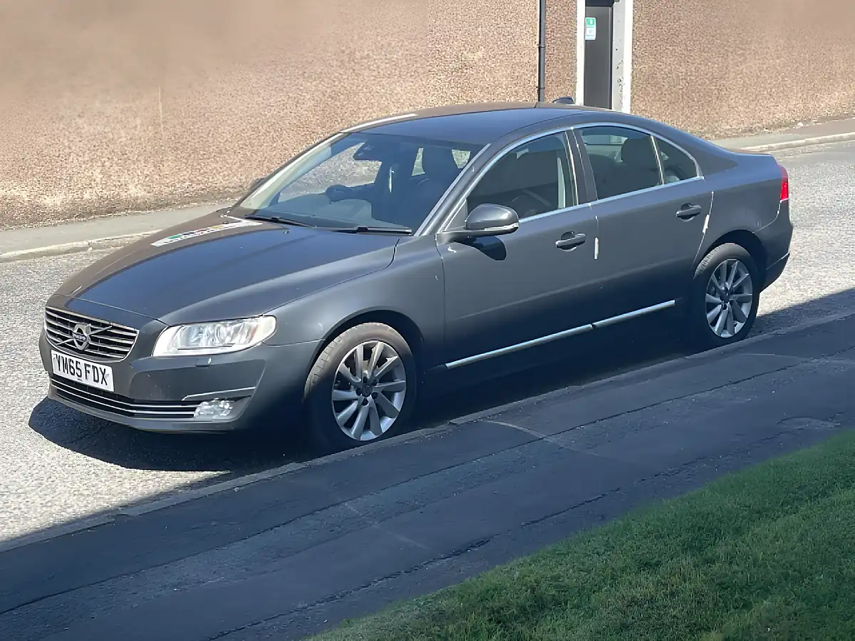 Used 2015 Volvo S80 Se Lux Grey - Interior and Exterior details 5