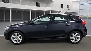 Used 2015 Volvo V40 Cross Country Lux Blue - Interior and Exterior details 6
