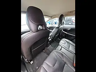 Used 2015 Volvo V40 Cross Country Lux Grey - Interior and Exterior details 17