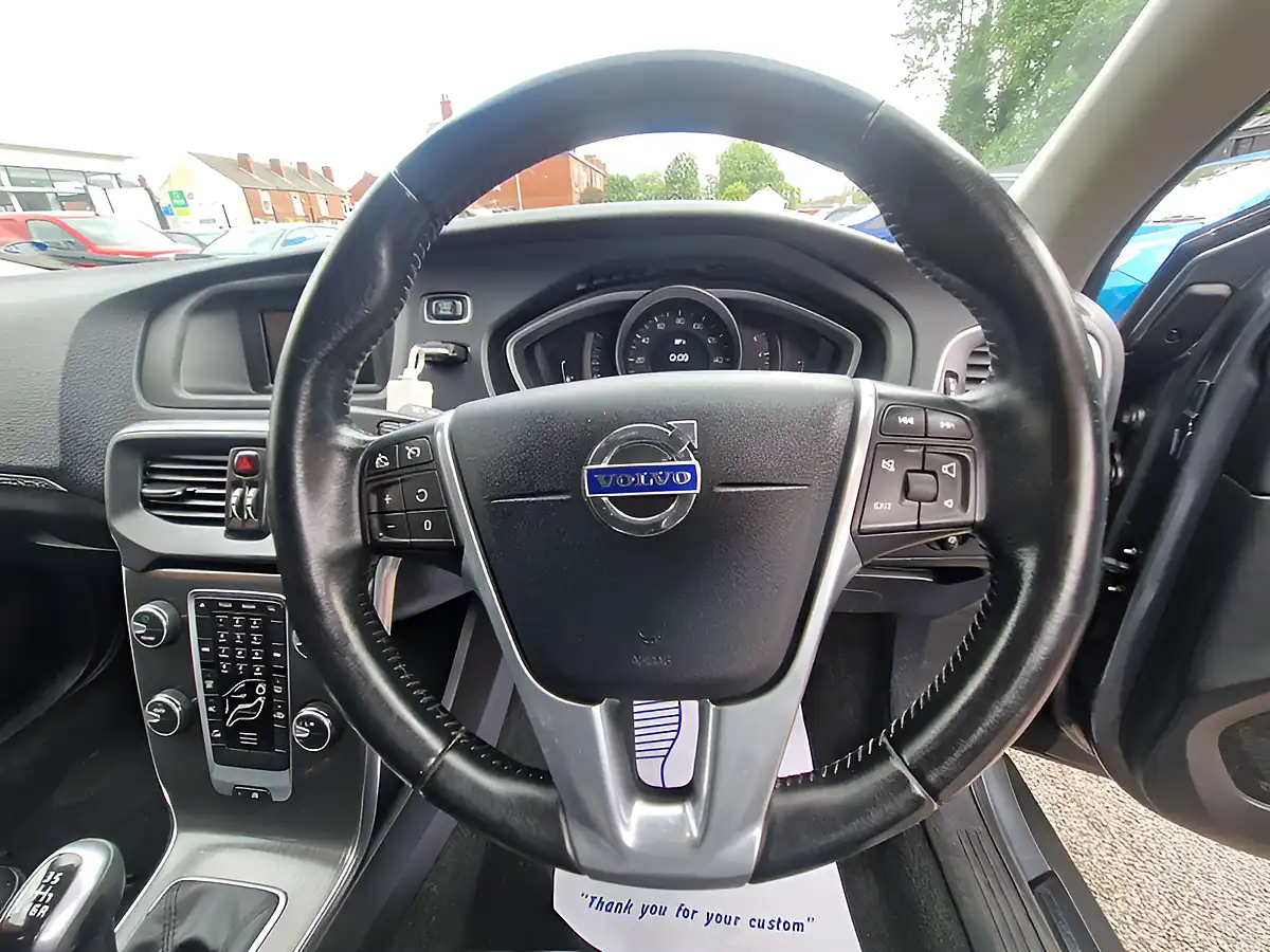 Used 2015 Volvo V40 Cross Country Lux Grey - Interior and Exterior details 19