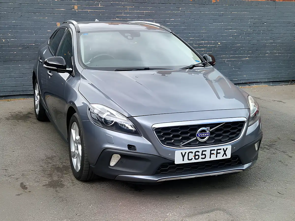 Used 2015 Volvo V40 Cross Country Lux Grey - Interior and Exterior details 3