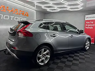 Used 2015 Volvo V40 Cross Country Lux Nav Grey - Interior and Exterior details 11