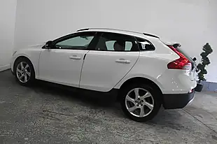 Used 2015 Volvo V40 Cross Country Lux White - Interior and Exterior details 7