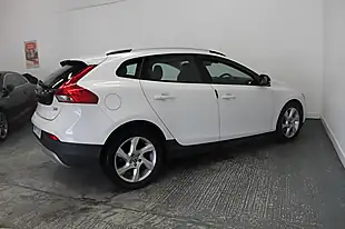 Used 2015 Volvo V40 Cross Country Lux White - Interior and Exterior details 8