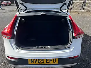 Used 2015 Volvo V40 Cross Country Se Lux - Interior and Exterior details 10