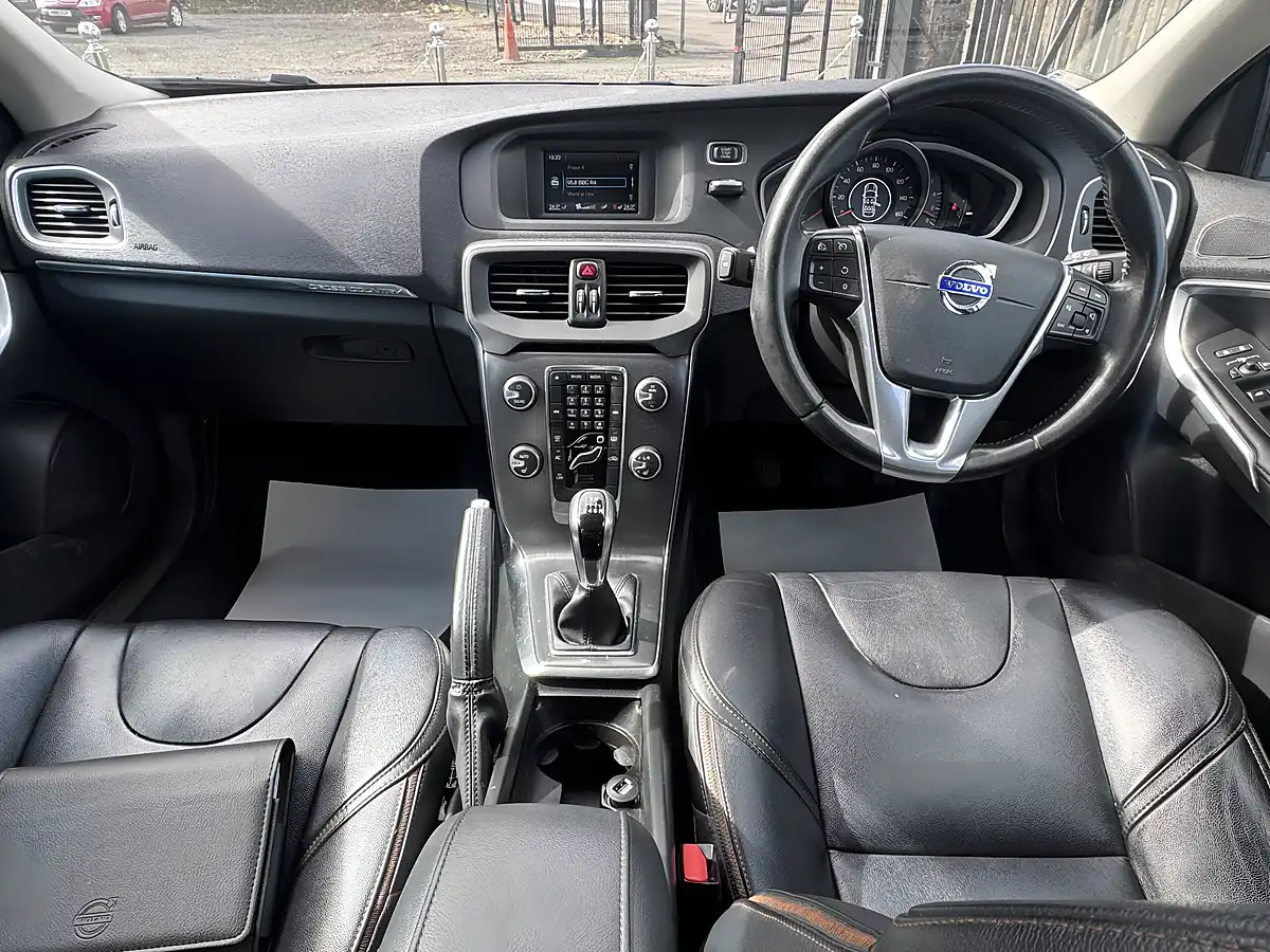 Used 2015 Volvo V40 Cross Country Se Lux - Interior and Exterior details 15