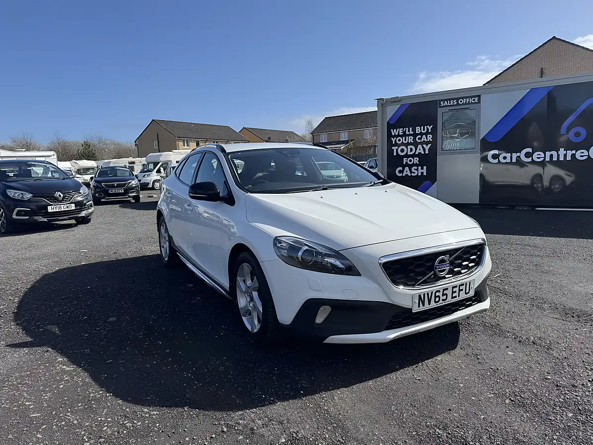 Used 2015 Volvo V40 Cross Country Se Lux - Interior and Exterior details 4