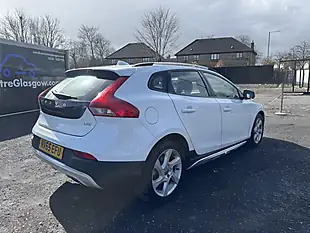 Used 2015 Volvo V40 Cross Country Se Lux - Interior and Exterior details 5