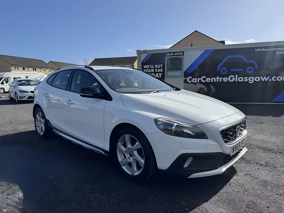 Used 2015 Volvo V40 Cross Country Se Lux - Interior and Exterior details 9