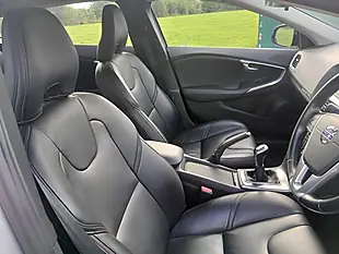 Used 2015 Volvo V40 Cross Country Se Nav Silver - Interior and Exterior details 14