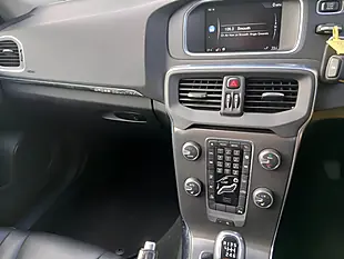 Used 2015 Volvo V40 Cross Country Se Nav Silver - Interior and Exterior details 16