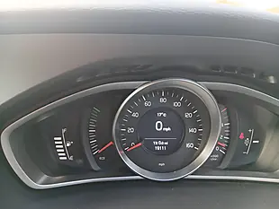 Used 2015 Volvo V40 Cross Country Se Nav Silver - Interior and Exterior details 17