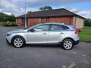 Used 2015 Volvo V40 Cross Country Se Nav Silver - Interior and Exterior details 4