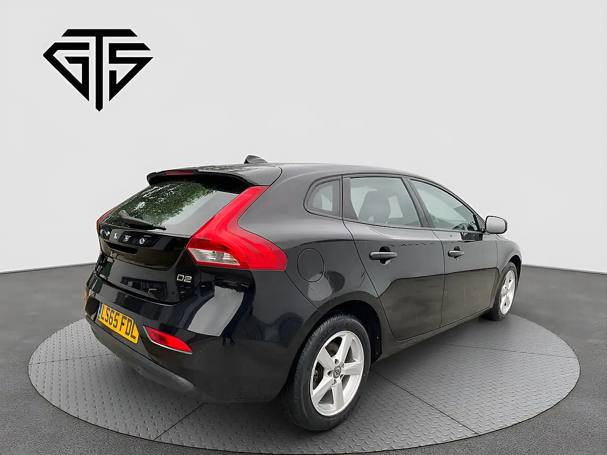 Used 2015 Volvo V40 Es Nav Onyx Black - Interior and Exterior details 3