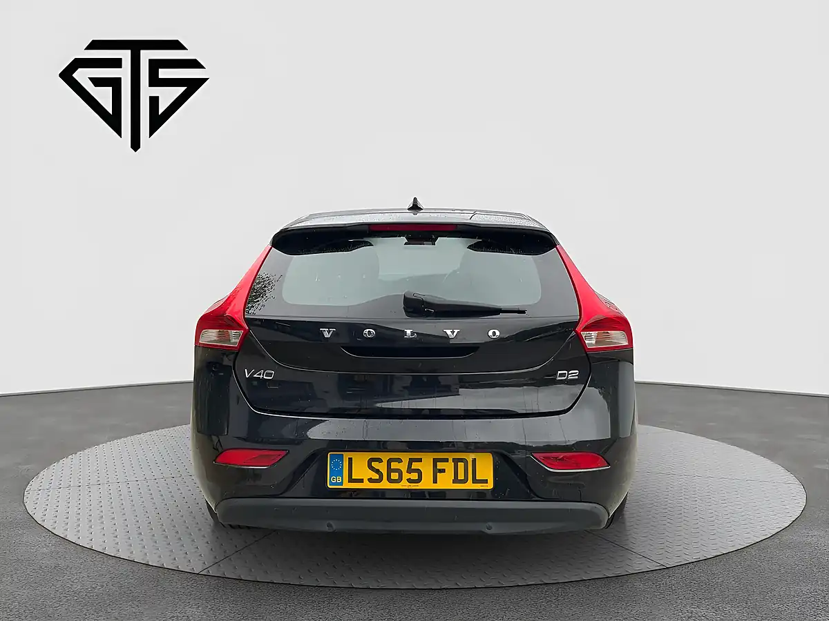 Used 2015 Volvo V40 Es Nav Onyx Black - Interior and Exterior details 4