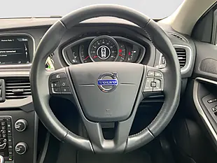 Used 2015 Volvo V40 Es Nav Onyx Black - Interior and Exterior details 9