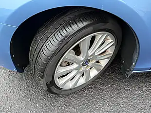 Used 2015 Volvo V40 Inscription Multicolour - Interior and Exterior details 20