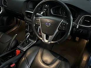 Used 2015 Volvo V40 Lux Blue - Interior and Exterior details 10
