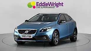 Used 2015 Volvo V40 Lux Blue - Interior and Exterior details 3