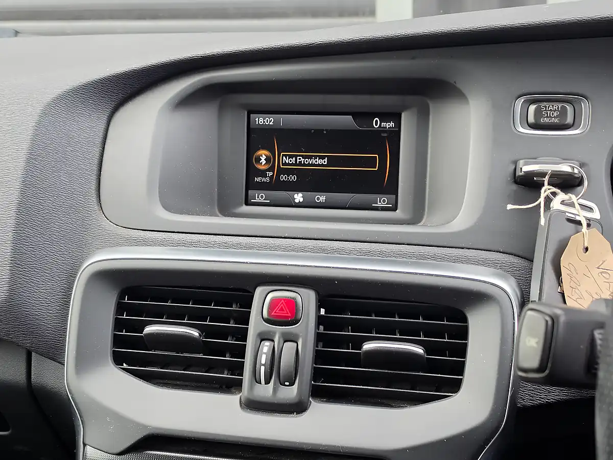 Used 2015 Volvo V40 R-Design Grey - Interior and Exterior details 12