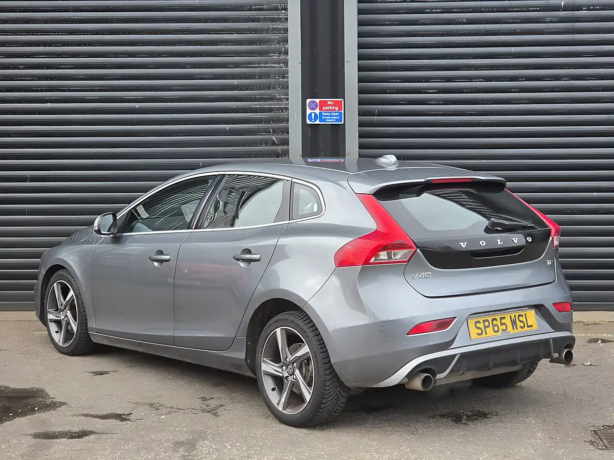 Used 2015 Volvo V40 R-Design Grey - Interior and Exterior details 9