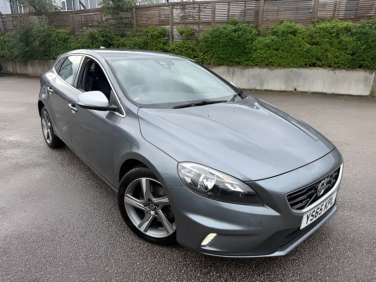 Used 2015 Volvo V40 R-Design Grey - Interior and Exterior details 10