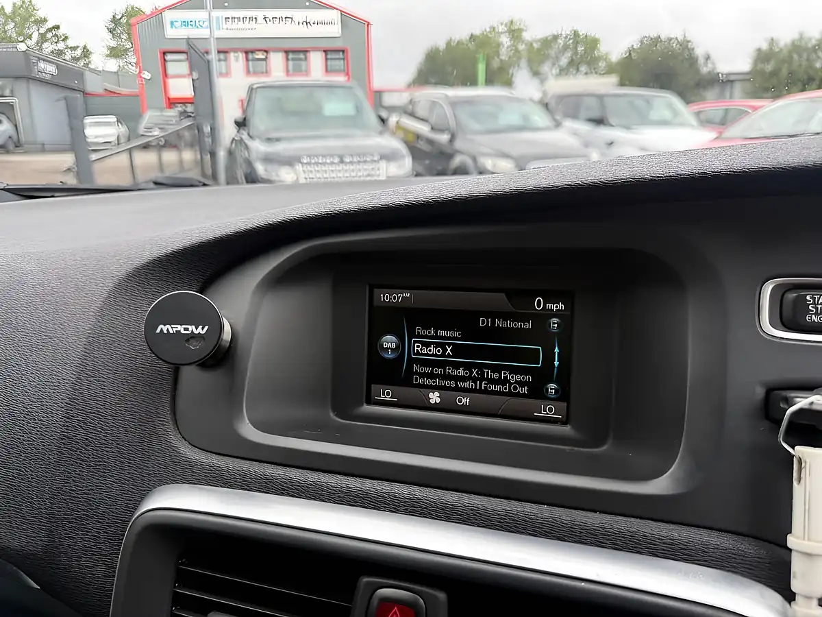 Used 2015 Volvo V40 R-Design Grey - Interior and Exterior details 15