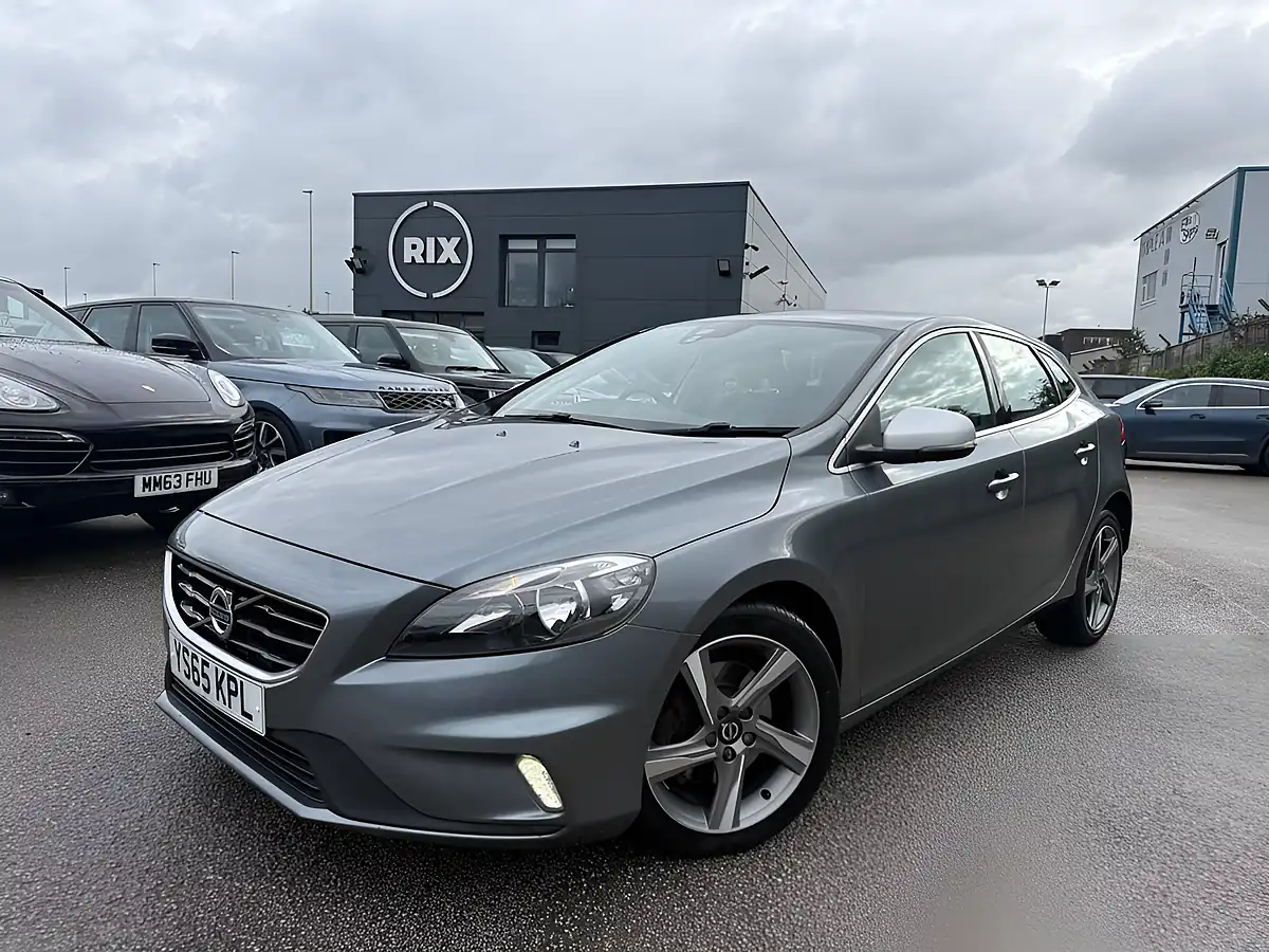 Used 2015 Volvo V40 R-Design Grey - Interior and Exterior details 2