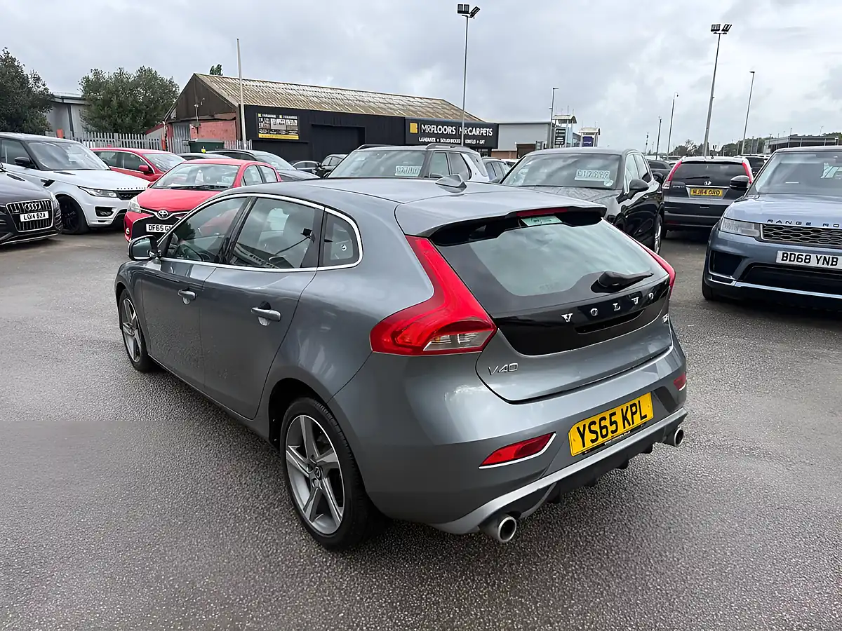 Used 2015 Volvo V40 R-Design Grey - Interior and Exterior details 5
