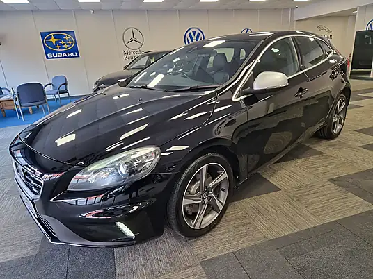2015 Volvo V40 R-Design Lux T3