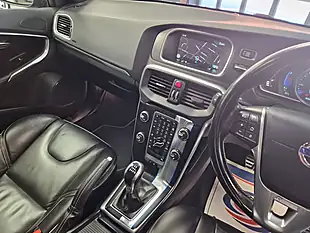 Used 2015 Volvo V40 R-Design Lux Nav Black/Black - Interior and Exterior details 18