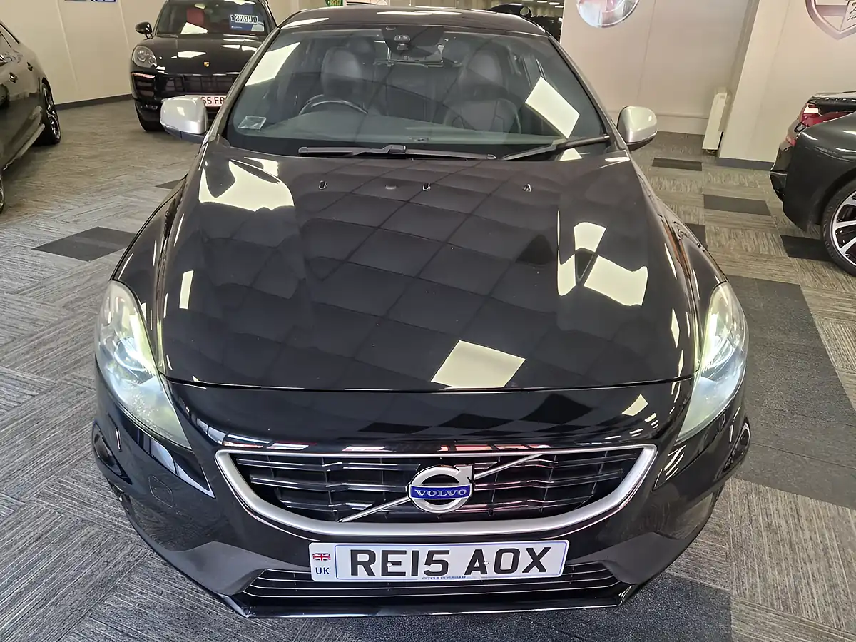 Used 2015 Volvo V40 R-Design Lux Nav Black/Black - Interior and Exterior details 7