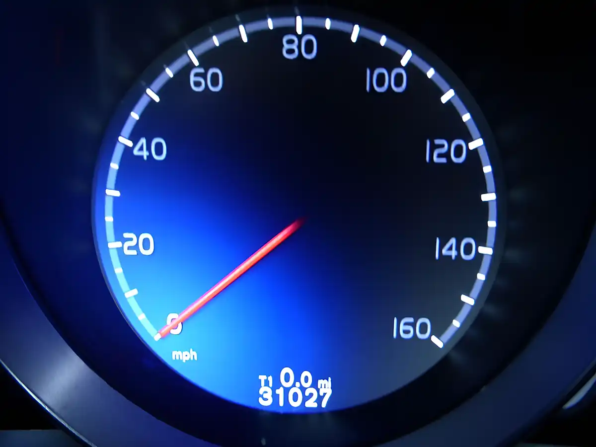 Used 2015 Volvo V40 R-Design Lux Nav Grey - Interior and Exterior details 15