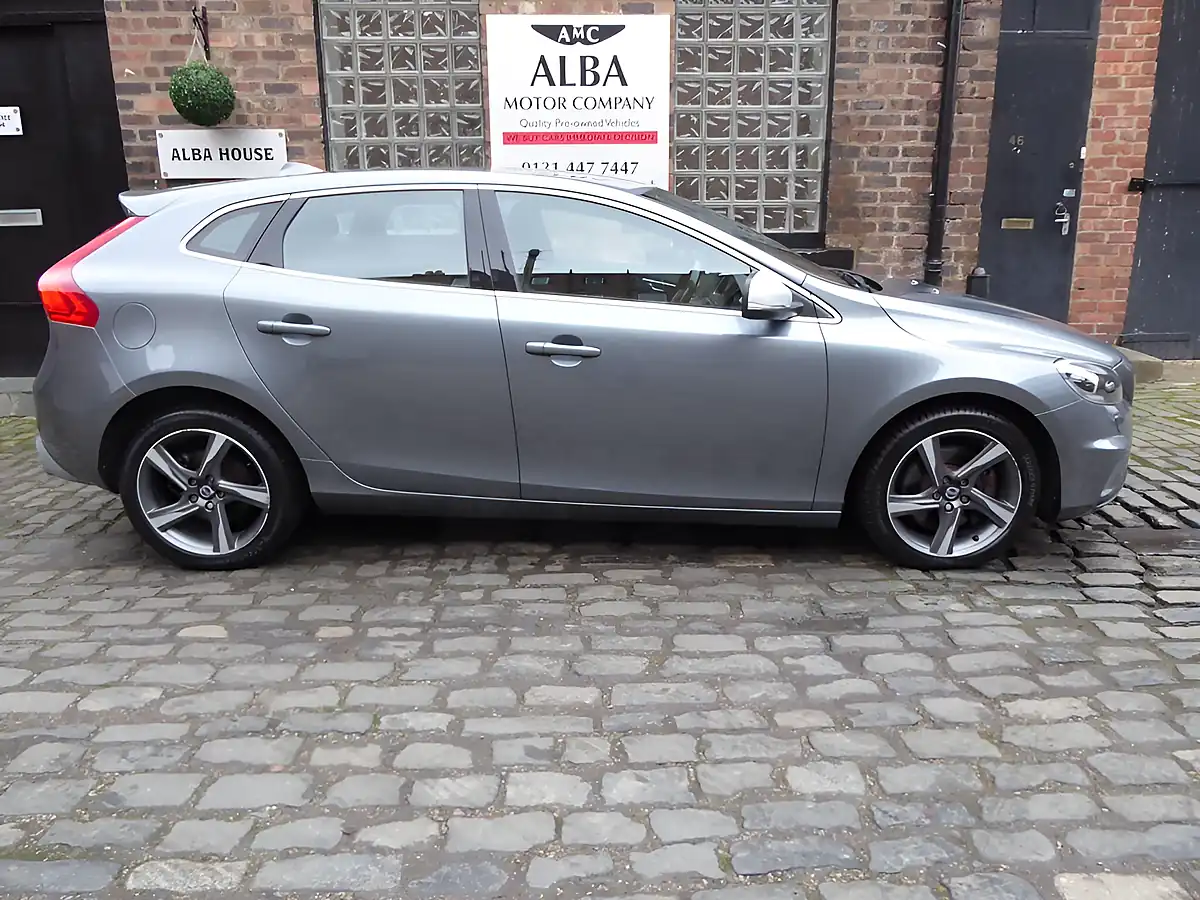 Used 2015 Volvo V40 R-Design Lux Nav Grey - Interior and Exterior details 7