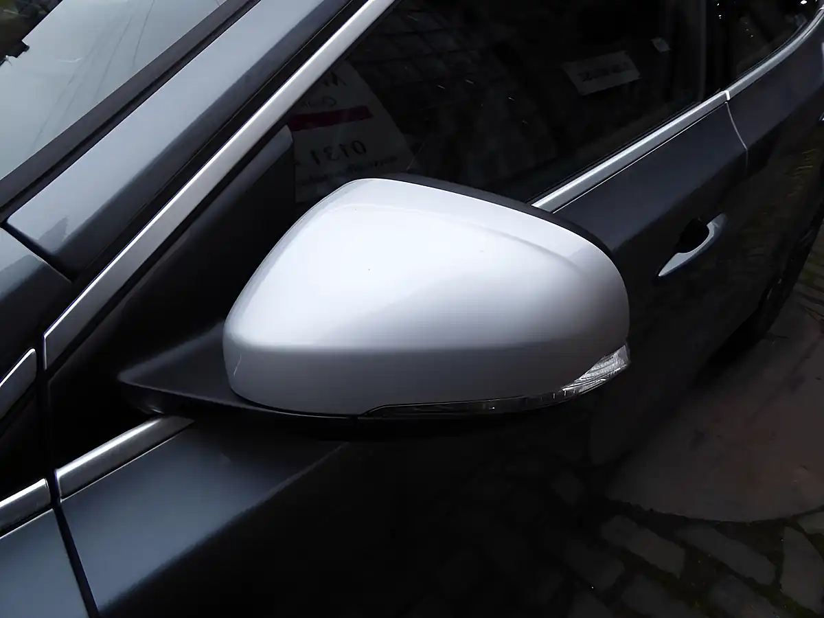 Used 2015 Volvo V40 R-Design Lux Nav Grey - Interior and Exterior details 8