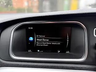 Used 2015 Volvo V40 R-Design Lux Nav Red - Interior and Exterior details 14