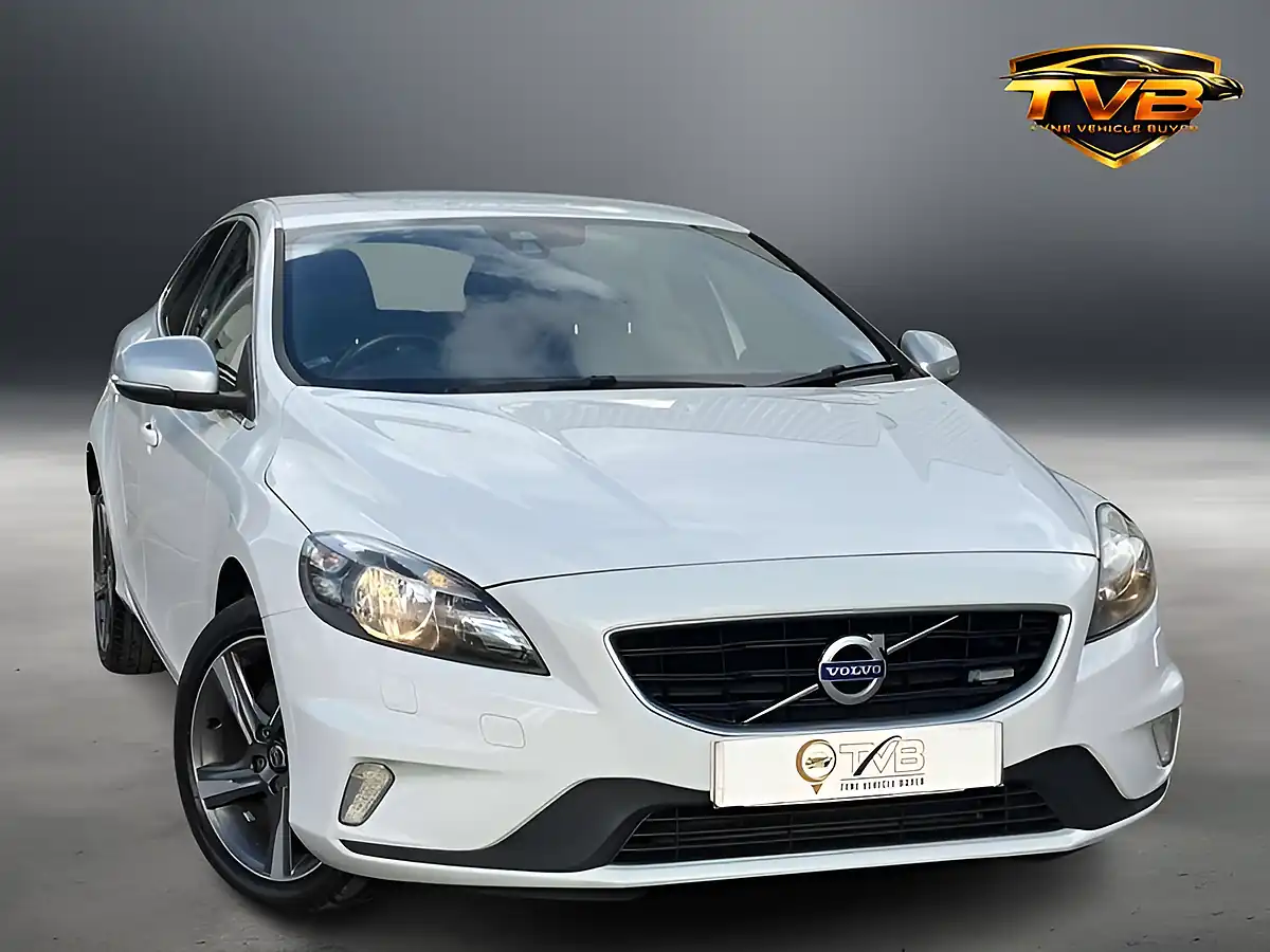 Used 2015 Volvo V40 R-Design Nav Ice White - Front View