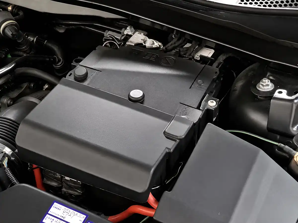 Used 2015 Volvo V40 R-Design Nav Onyx Black - Interior and Exterior details 17