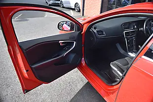 Used 2015 Volvo V40 R-Design Nav Passion Red - Interior and Exterior details 17